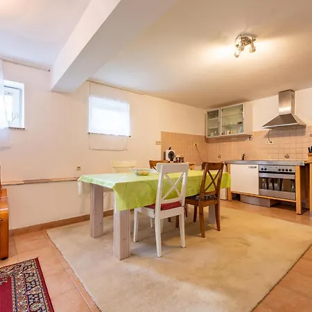 In With Kitchen Appartamento *