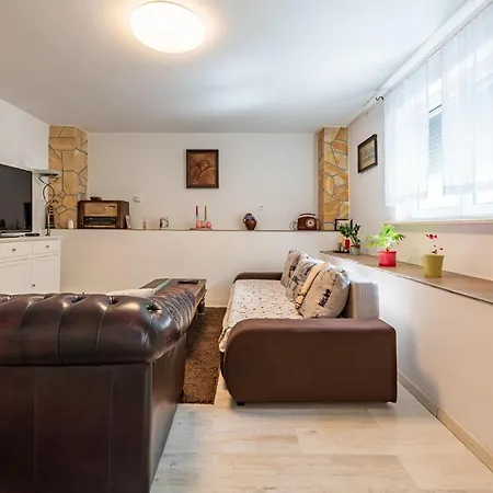 In With Kitchen *